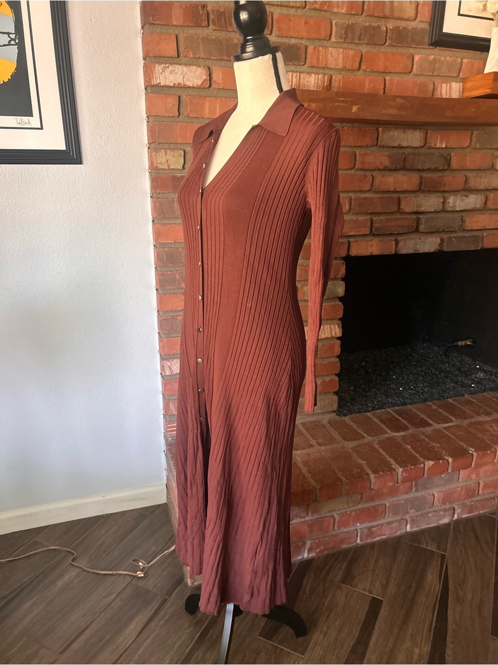 Sandro Melanie Ribbed Knit Button-Front Midi Dress in Dark Brown Sz 8 US - Picture 4 of 9